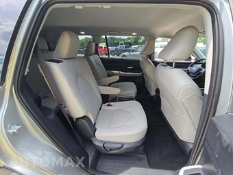 2026 Toyota Grand Highlander XLE - miniatura 14