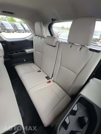 2026 Toyota Grand Highlander XLE - miniatura 11