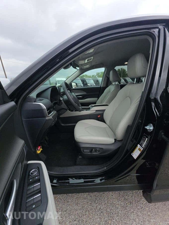 2026 Toyota Grand Highlander XLE - miniatura 3