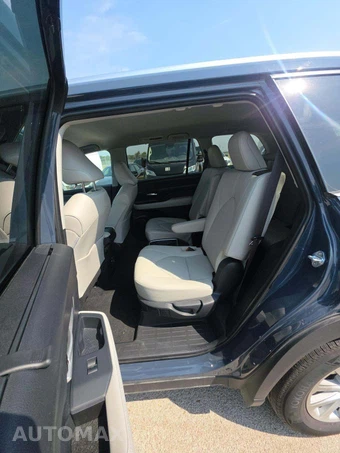 2026 Toyota Grand Highlander XLE - miniatura 10