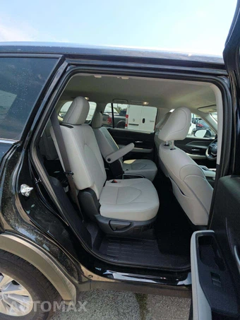 2026 Toyota Grand Highlander XLE - miniatura 13