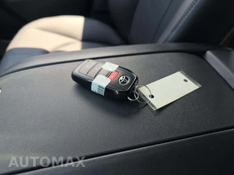 2026 Toyota Highlander Hybrid Limited - miniatura 8