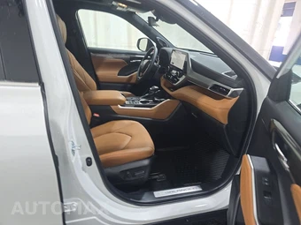 2026 Toyota Highlander Hybrid Platinum - miniatura 8