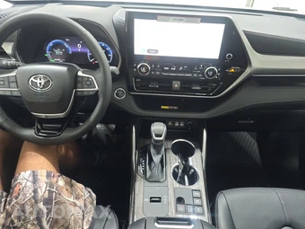 2026 Toyota Highlander Hybrid Platinum - miniatura 11