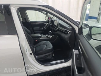 2026 Toyota Highlander Hybrid Platinum - miniatura 8