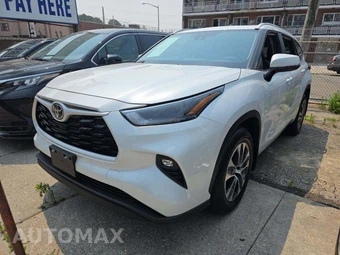 2026 Toyota Highlander Hybrid XLE