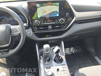 2026 Toyota Highlander Limited - miniatura 10