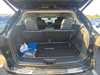2026 Toyota Highlander Platinum - miniatura 16