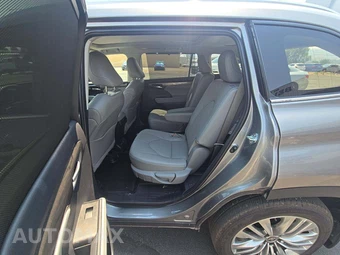 2026 Toyota Highlander Platinum - miniatura 10