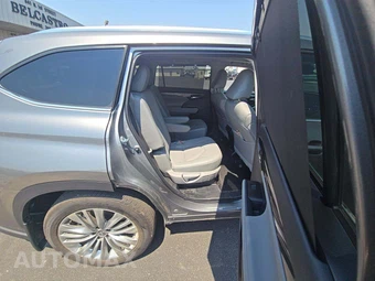 2026 Toyota Highlander Platinum - miniatura 14