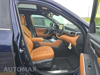 2026 Toyota Highlander Platinum - miniatura 14