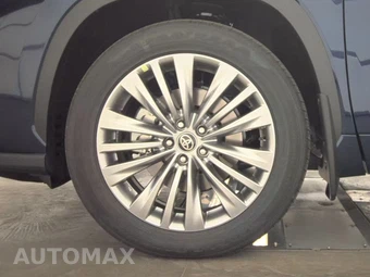 2026 Toyota Highlander Platinum - miniatura 9