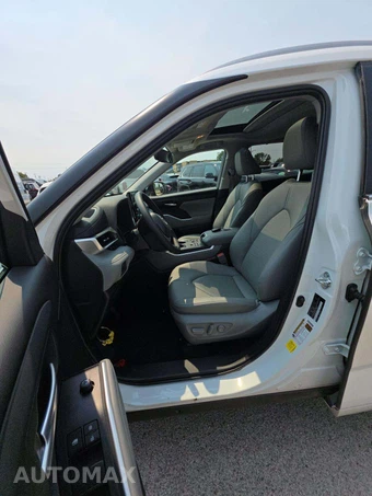 2026 Toyota Highlander XLE - miniatura 3