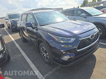 2026 Toyota Highlander XLE - miniatura 3