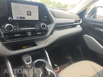 2026 Toyota Highlander XLE - miniatura 11