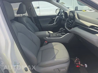 2026 Toyota Highlander XLE - miniatura 8