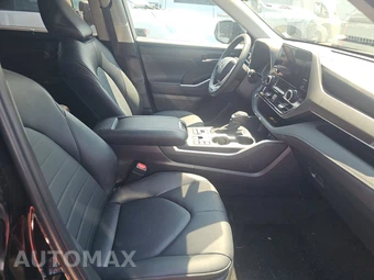 2026 Toyota Highlander XLE - miniatura 8