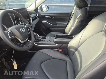 2026 Toyota Highlander XLE - miniatura 7