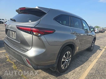 2026 Toyota Highlander XLE - miniatura 4
