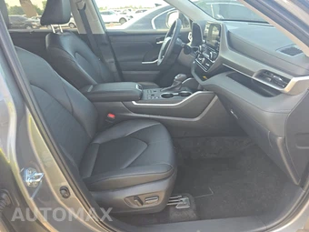 2026 Toyota Highlander XLE - miniatura 8