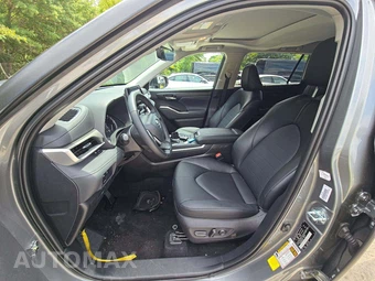 2026 Toyota Highlander XLE - miniatura 3