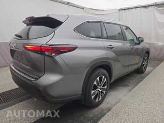 2026 Toyota Highlander XLE - miniatura 4