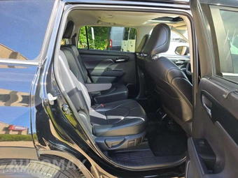 2026 Toyota Highlander XLE - miniatura 17