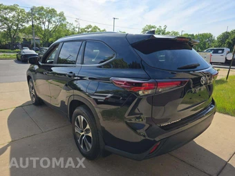 2026 Toyota Highlander XLE - miniatura 2