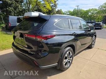 2026 Toyota Highlander XLE - miniatura 3