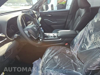 2026 Toyota Highlander XSE - miniatura 13