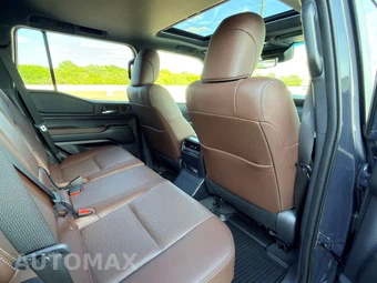 2026 Toyota Land Cruiser - miniatura 32