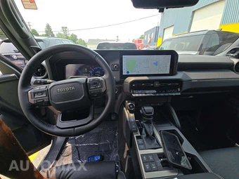 2026 Toyota Land Cruiser - miniatura 10
