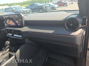 2026 Toyota Land Cruiser - miniatura 16