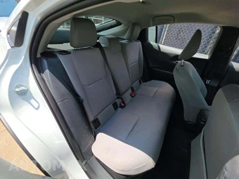 2026 Toyota Prius LE - miniatura 16