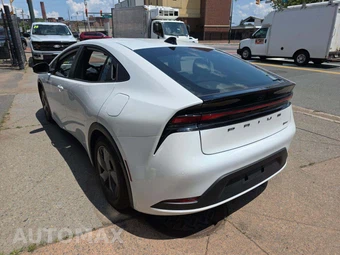 2026 Toyota Prius LE - miniatura 2