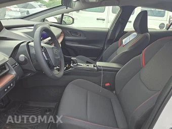 2026 Toyota Prius Plug-In Hybrid SE - miniatura 13