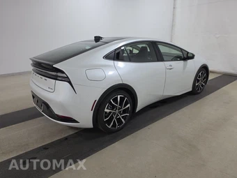 2026 Toyota Prius Plug-In Hybrid XSE - miniatura 4