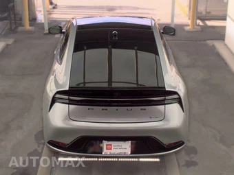 2026 Toyota Prius Plug-In Hybrid XSE Premium - miniatura 5