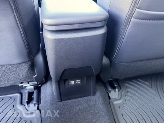 2026 Toyota Prius XLE - miniatura 25