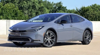 2026 Toyota Prius XLE - miniatura 3