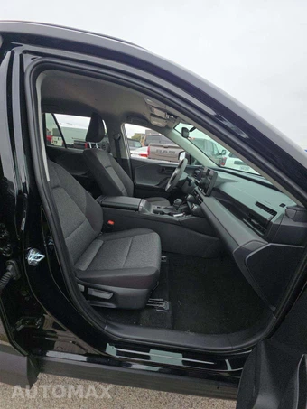 2026 Toyota RAV4 Hybrid LE - miniatura 15