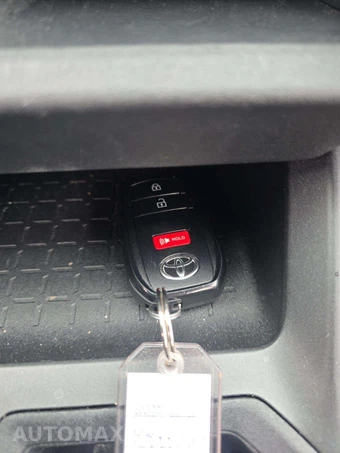 2026 Toyota RAV4 Hybrid LE - miniatura 5