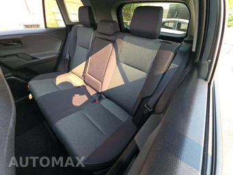 2026 Toyota RAV4 Hybrid LE - miniatura 13