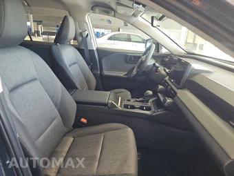 2026 Toyota RAV4 Hybrid LE - miniatura 8