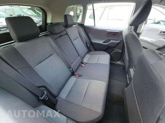 2026 Toyota RAV4 Hybrid LE - miniatura 16