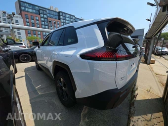 2026 Toyota RAV4 Hybrid LE - miniatura 2