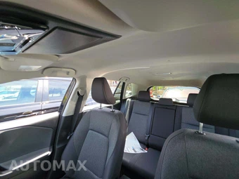 2026 Toyota RAV4 Hybrid LE - miniatura 11