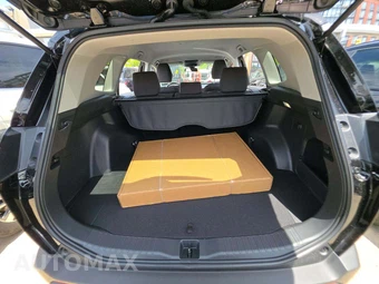 2026 Toyota RAV4 Hybrid LE - miniatura 14