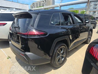 2026 Toyota RAV4 Hybrid LE - miniatura 3