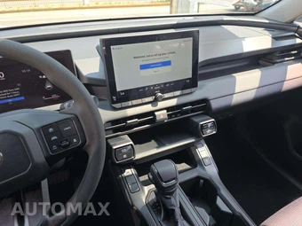 2026 Toyota RAV4 Hybrid LE - miniatura 10